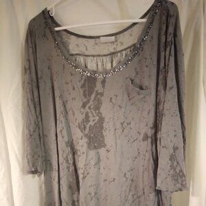 Avenue Gray Crinkle Scoop Neck Long Sleeve Tee with Sequin Trim